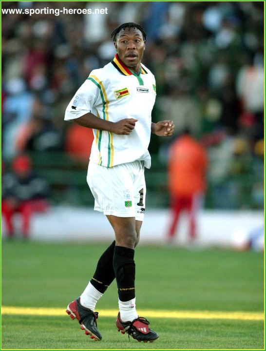 Wilfred Mugeyi Wilfred Mugeyi African Cup of Nations 2004 Zimbabwe