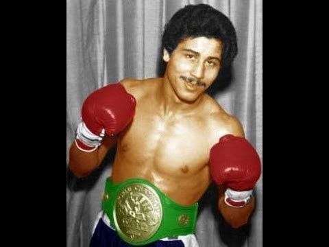 Wilfredo Gómez Wilfredo Gomez Boxing Documentary Part 1 YouTube