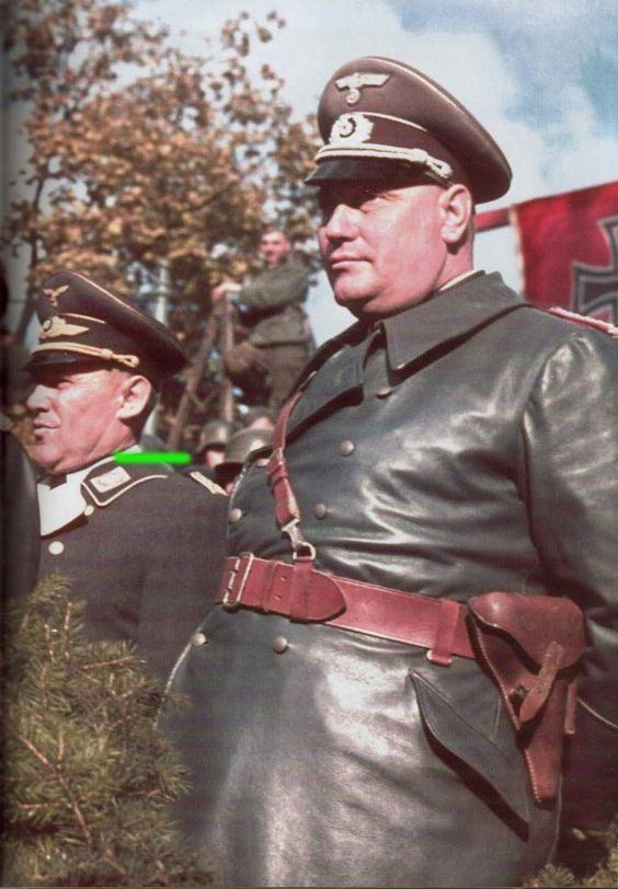 Wilhelm Brückner Wilhelm Brckner right and KarlHeinrich Bodenschatz in Warsaw