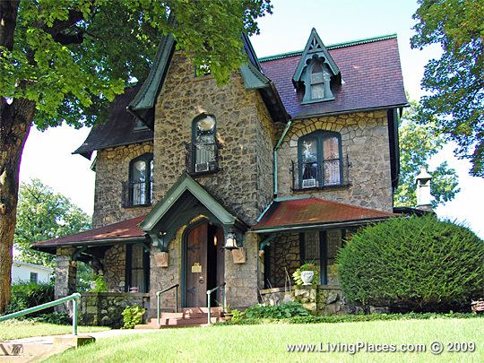 Wilhelm Mansion and Carriage House wwwlivingplacescomswfPABerksCountyReading