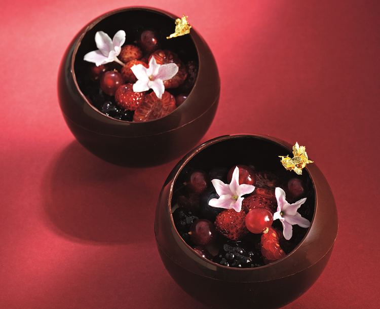William Curley PATISSERIE By William Curley FOUR Magazine