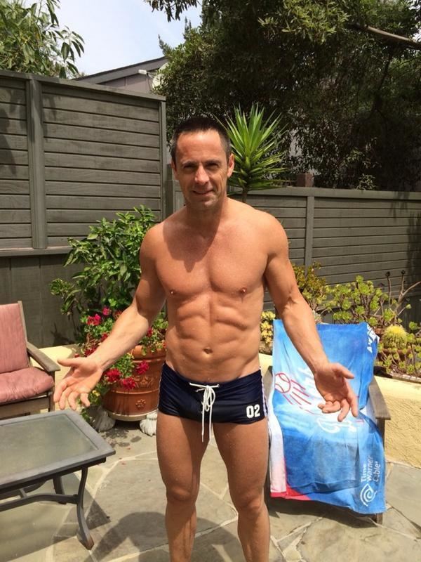 William deVry William deVry on Twitter quotJust relaxin See you at 1