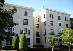 William E. Borah Apartment, Windsor Lodge httpsuploadwikimediaorgwikipediacommonsthu