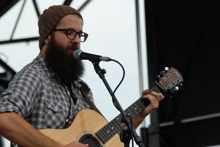 William Fitzsimmons (musician) William Fitzsimmons Search Results Lyrics and Songs