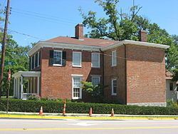 William H. McGuffey House httpsuploadwikimediaorgwikipediacommonsthu