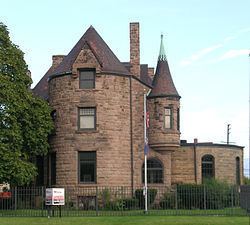 William H. Wells House httpsuploadwikimediaorgwikipediacommonsthu