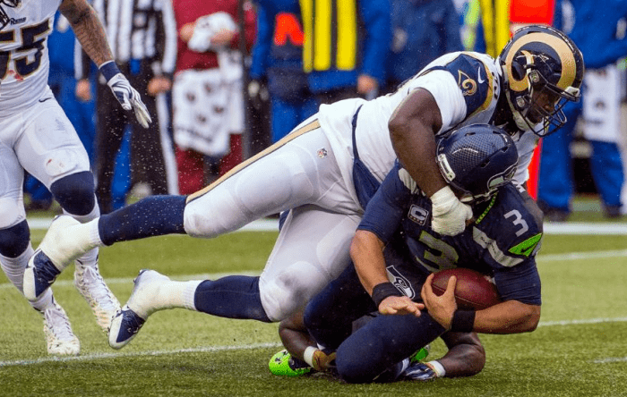 William Hayes (American football) St Louis Rams DE William Hayes Named VAVEL NFL Defensive Player Of