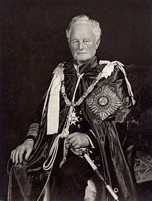 William James (Royal Navy admiral) httpsuploadwikimediaorgwikipediacommonsthu
