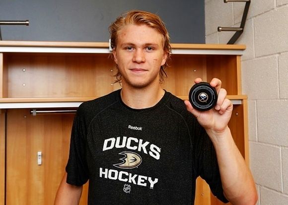 William Karlsson Video First NHL Goal Karlsson nets first two of NHL