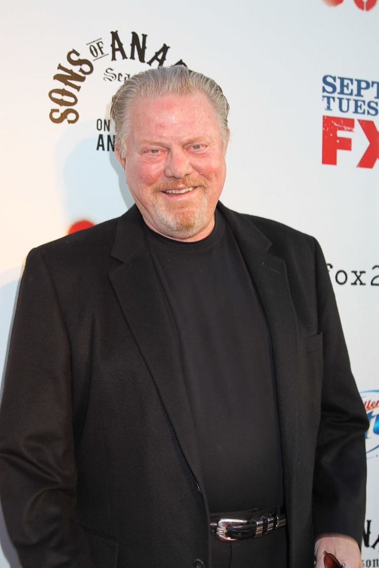 William Lucking William Lucking at the premiere screening of FX39s SONS OF