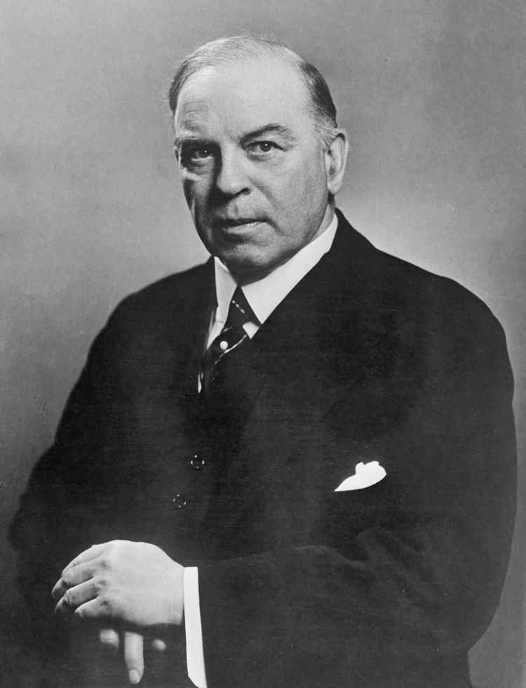 William Lyon Mackenzie King httpsuploadwikimediaorgwikipediacommonsthu