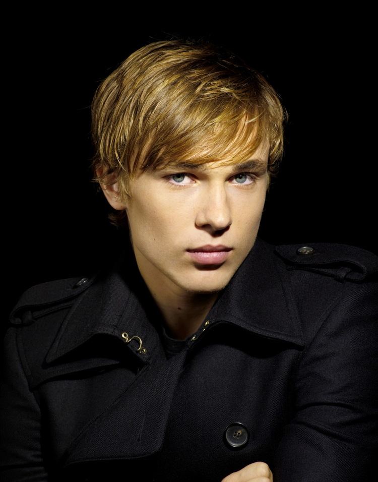 William Mosley William Moseley photo gallery 40 high quality pics of
