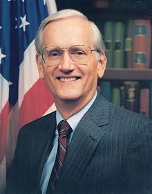 William S. Sessions httpsuploadwikimediaorgwikipediacommonsthu