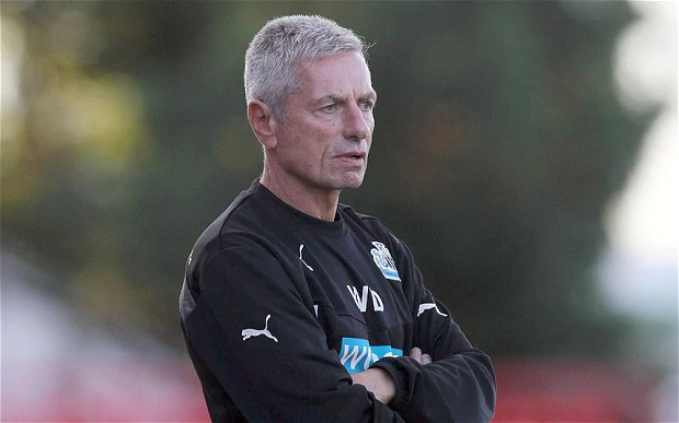 Willie Donachie Newcastle United reserve team coach Willie Donachie quits