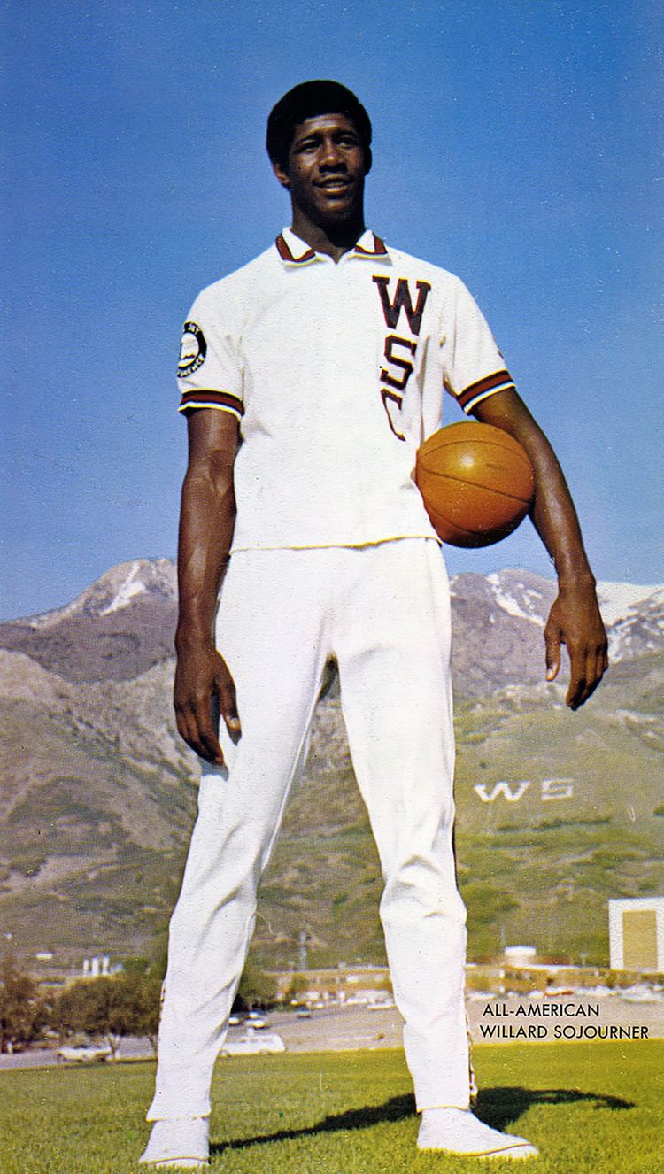 Willie Sojourner Weber State to retire the jersey of former men39s
