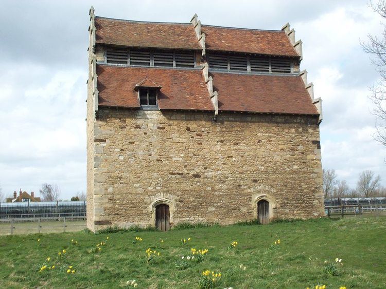 Willington Dovecote and Stables