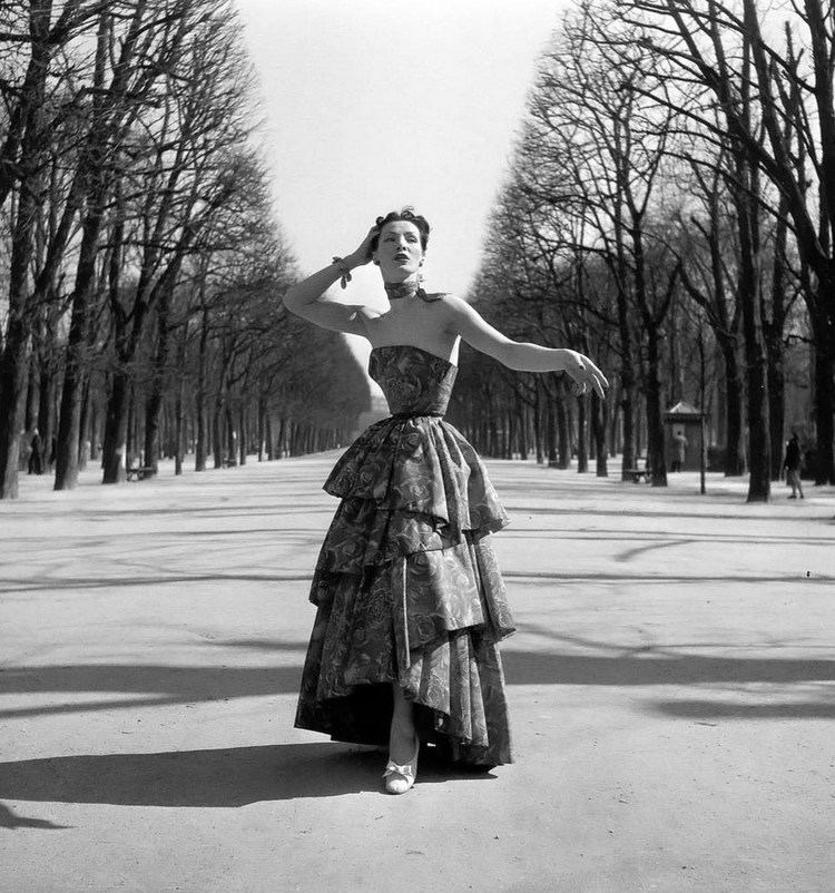 Willy Maywald vintage everyday 50 Stunning Fashion Photos Taken by Willy Maywald