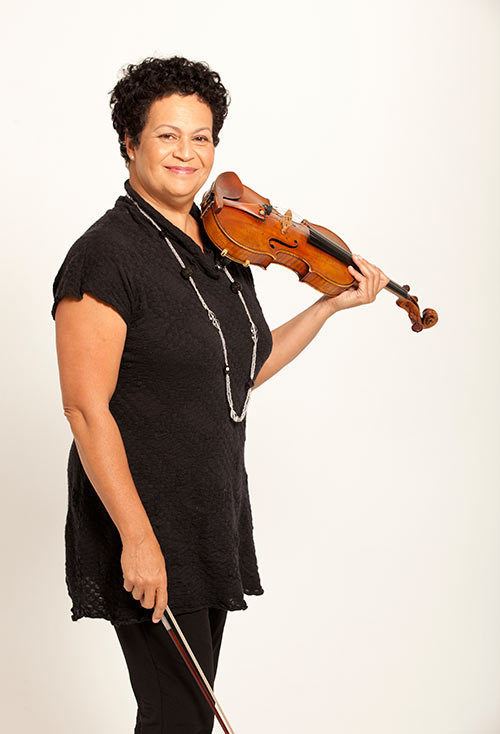 Wilma Smith (violinist) Wilma Smith Classical musicians Te Ara Encyclopedia of New Zealand