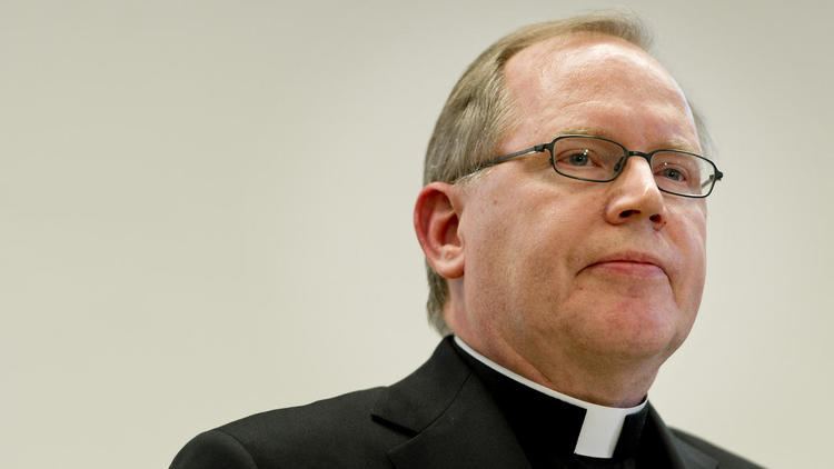 Wim Eijk 93 geestelijken keren zich tegen beleid kardinaal Wim Eijk