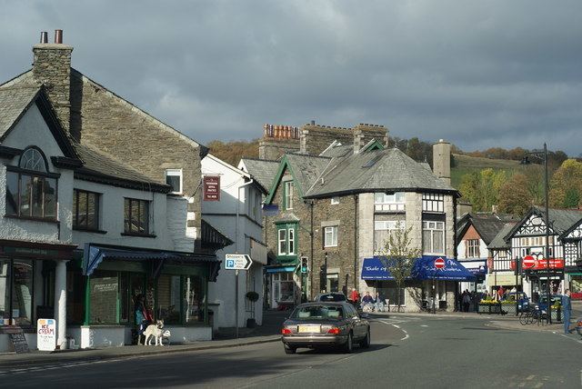 Windermere, Cumbria (town) httpsuploadwikimediaorgwikipediacommonscc