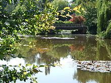 Windlesham Arboretum httpsuploadwikimediaorgwikipediacommonsthu