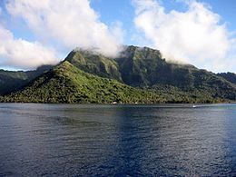 Windward Islands (Society Islands) httpsuploadwikimediaorgwikipediacommonsthu