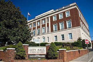 Winston-Salem City Hall httpsuploadwikimediaorgwikipediacommonsthu