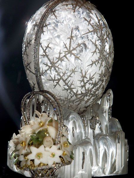 Winter (Fabergé egg) httpssmediacacheak0pinimgcomoriginals94