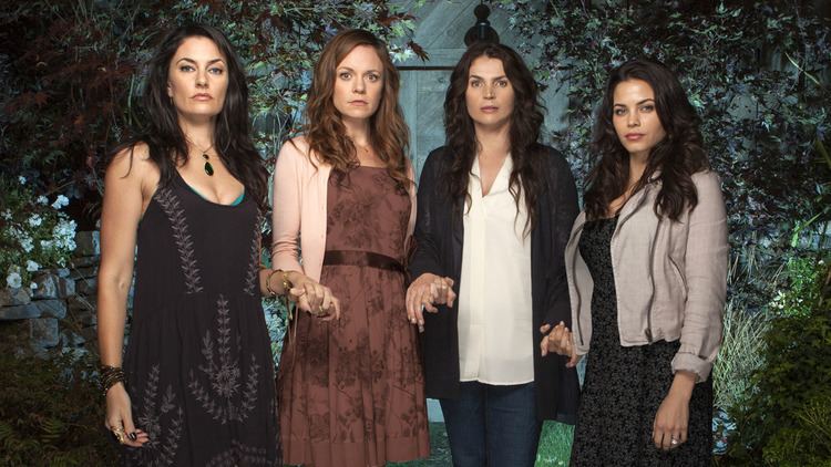 Witches of East End (TV series) Witches of East End TV Review Hollywood Reporter