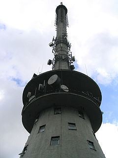 Święty Krzyż TV Tower httpsuploadwikimediaorgwikipediacommonsthu