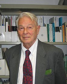 Wolfgang Fikentscher httpsuploadwikimediaorgwikipediacommonsthu