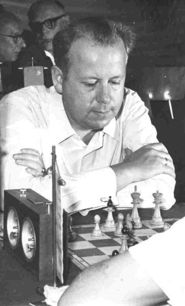 Wolfgang Uhlmann The chess games of Wolfgang Uhlmann