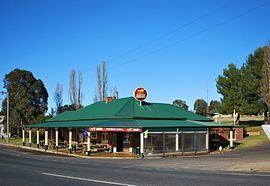 Wombat, New South Wales httpsuploadwikimediaorgwikipediacommonsthu