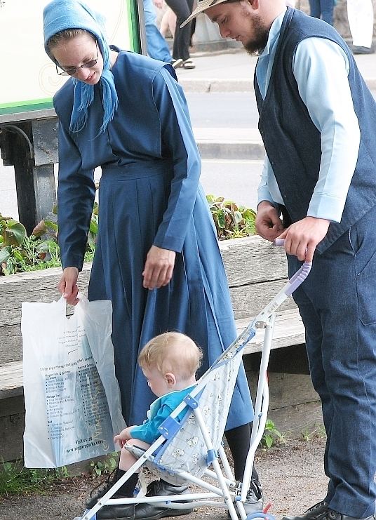 Women in Amish society