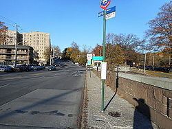 Woodlawn, Bronx httpsuploadwikimediaorgwikipediacommonsthu