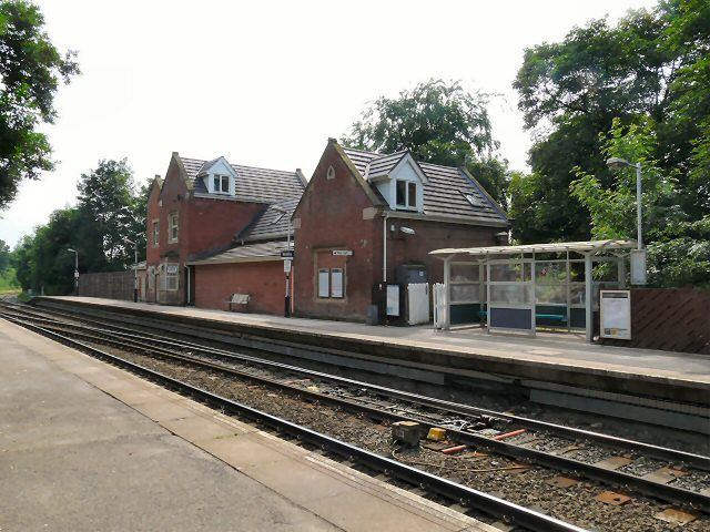 Woodley railway station