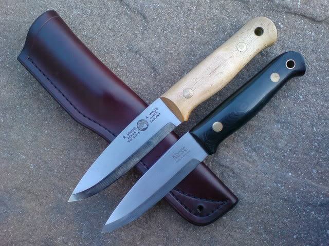 Woodlore RM Woodlore Vs RM Wilkinson Sword knife
