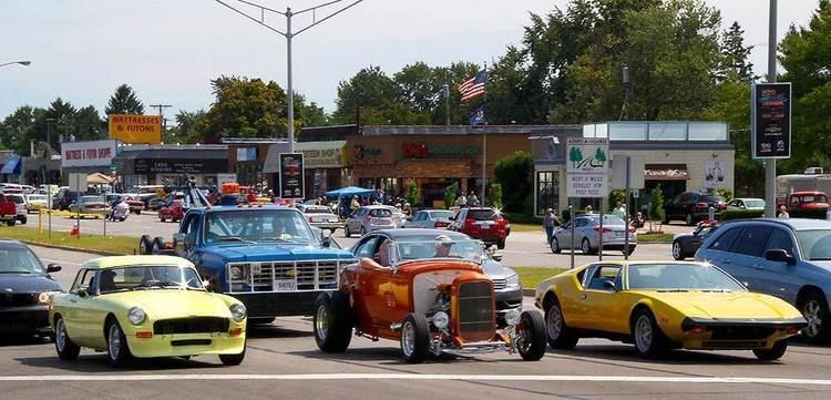 Woodward Dream Cruise Thousands of Classic Cars Hit Woodward Avenue Dream Cruise NBC News