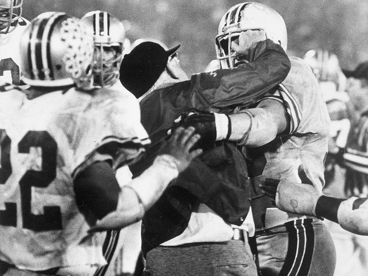 Woody Hayes Ohio State football Woody Hayess punch vs Clemson ended career