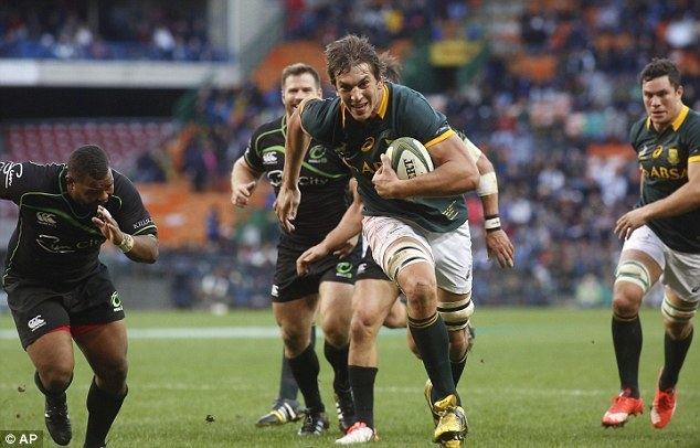 World XV South Africa 4610 World XV Jean de Villiers returns from injury as