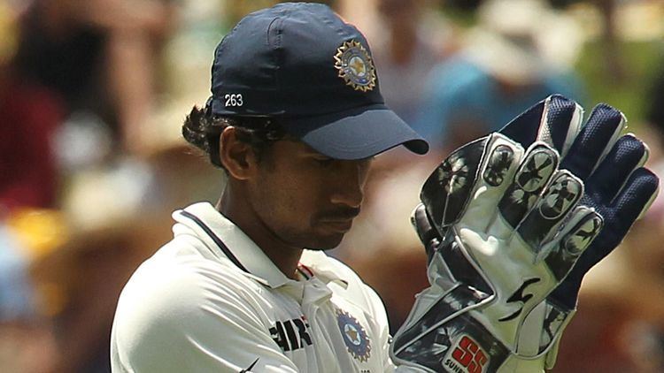 Match Point Australia v India 4th Test Sydney 4th day Is Saha