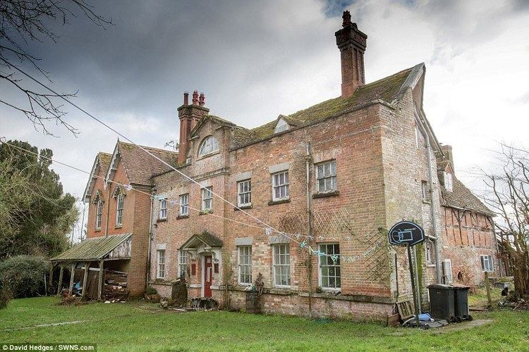 Wulfhall The REAL Wolf Hall Manor in Burbage Wiltshire Daily Mail Online