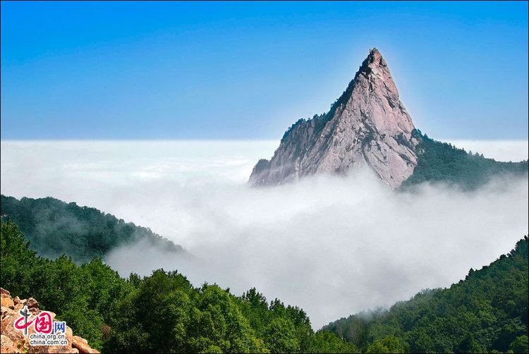 Wuling Mountains wwwstudyinchinacommywebpageexplorechinaenj