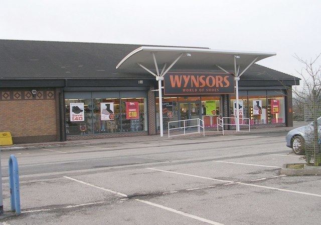 Wynsors world of sale shoes near me