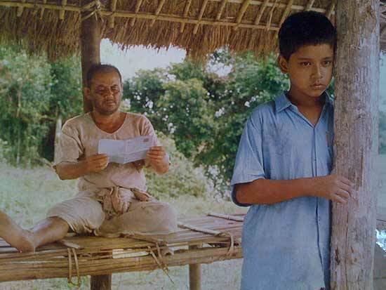 Xagoroloi Bohudoor movie scenes Hkhagoroloi Bohu Door Assamese Dir Barua A debate on development couched in a grandpa grandson story set in rural Assam 