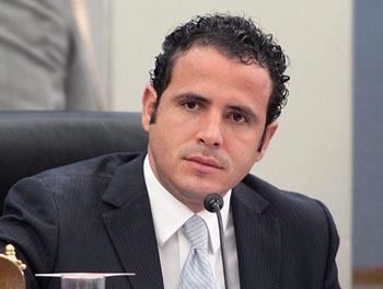 Xavier Azuara Zúñiga Presenta Xavier Azuara Ziga iniciativa para reformar la Ley de