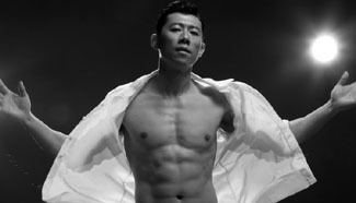 Xia Yu (actor) Chinese actor Xia Yu flaunts toned physique Xinhua Englishnewscn