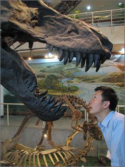 Xu Xing (paleontologist) imagesusatodaycomtechphotos20080610xingxjpg