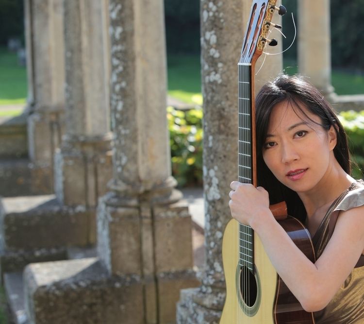Xue Fei Xuefei Yang Classical Guitarist