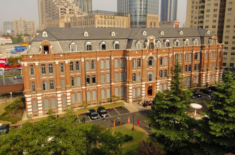 Xuhui High School